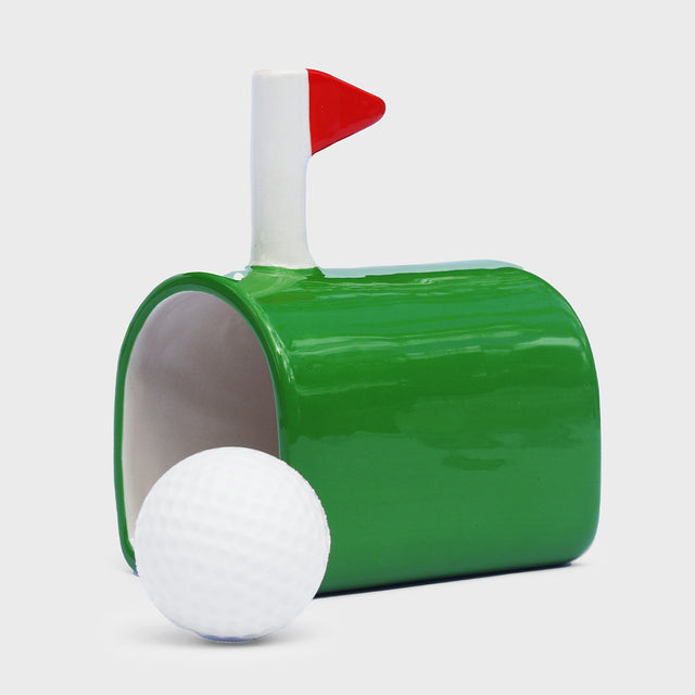 Golf mug and ball set by Pikkii