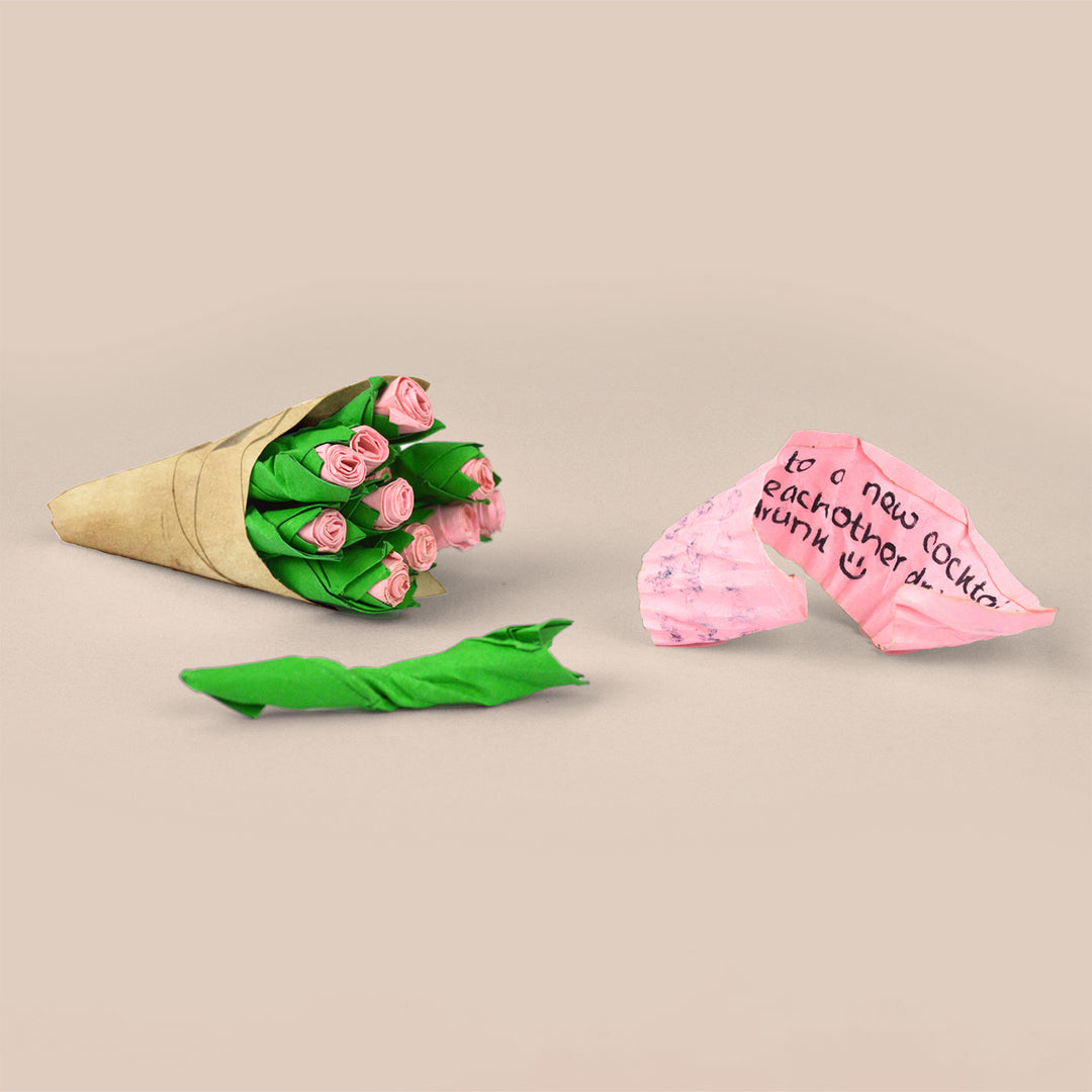 Write Me Roses Kit Write Me Roses | Personalised Gift Flower Bouquet | Pikkii Paper Roses